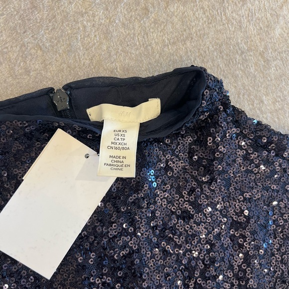 H&M Sequin Navy Blue Top-NWT - Picture 6 of 11